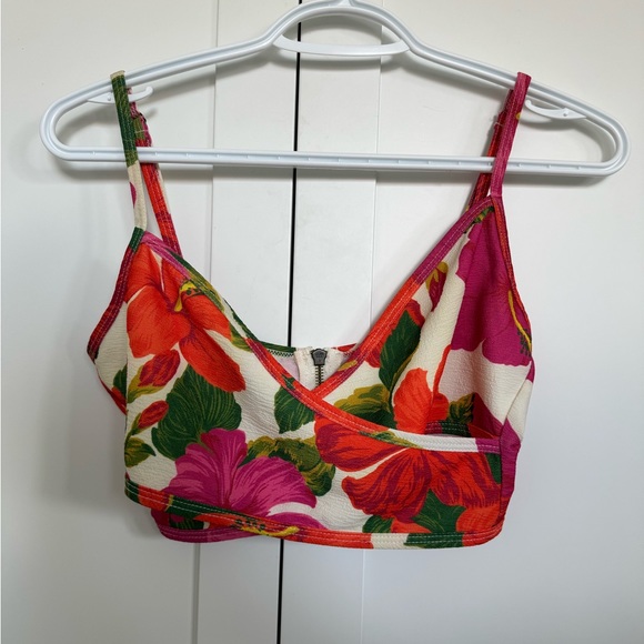 Show Me Your MuMu cropped top - Picture 5 of 5